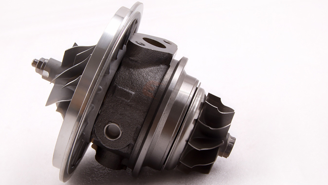 Turbo Chra Coreassy compatible para Isuzu Gmc 5.2 Nrr / Npr / Nqr 4Hk1 02-09 8980277735 Vda40016