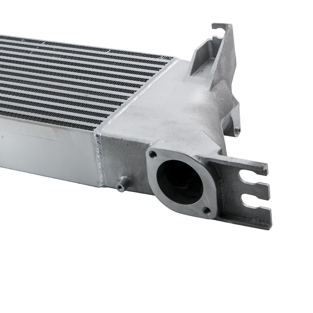 Front Mount Intercooler compatible for Nissan Navara Pathfinder D40 ST-X V6 3.0L V9X 550