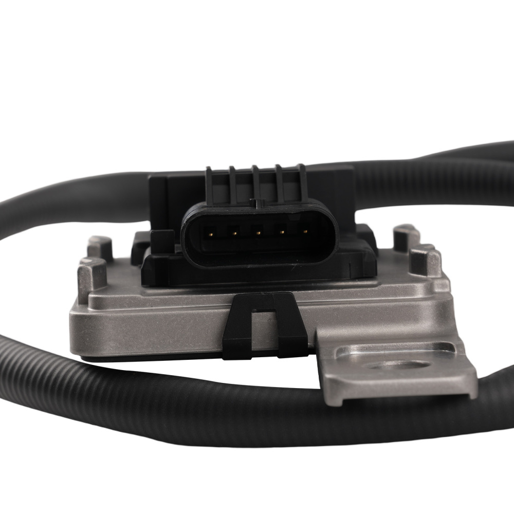 1PC Nitrogen Oxide Sensor compatibile per AUDI SQ5 8RB 3.0 TDi quattro 2012-2017 8R0907807AB