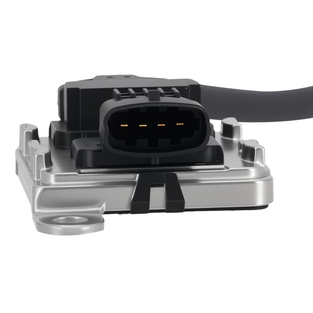 Nox Sensor compatible for Mack Volvo Trucks 2010-2018 22303384 85023785 5WK97365