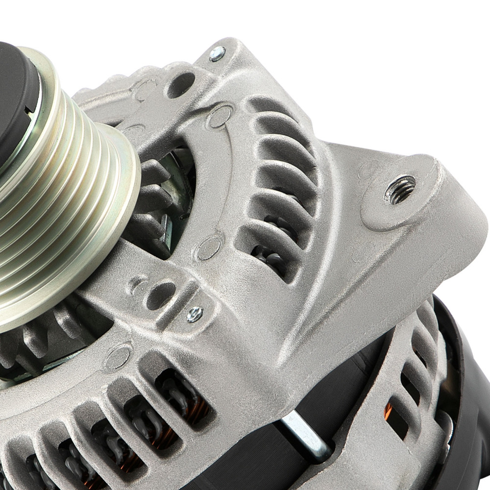 Alternator compatible for Toyota Hilux D4D compatible for Hiace KDH200 KUN16R KUN26R KZN156 2.5L 3.0L