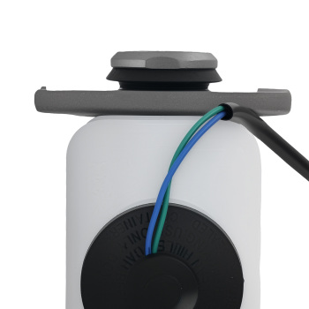 Brake Master Cylinder compatible for Toyota 4Runner/Pickup 1989-1995 w/ ReservoirSensor