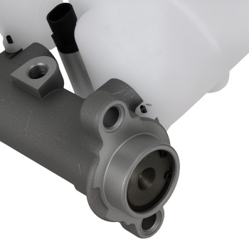 Brake Master Cylinder compatible for Chevy Silverado Avalanche compatible for Suburban 1500 00-02 M630035