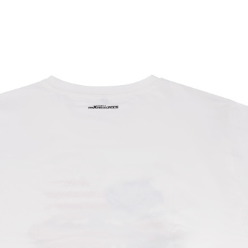 Funny Racing Car Graphic T-Shirt for Vintage USA Flag Muscle Car Classic Design, Size 2XL