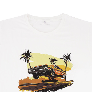 Beach Scene Lowrider Jumping Car Art Men's T-Shirt Breathable Oversized Streetwear Top, Size 2XL