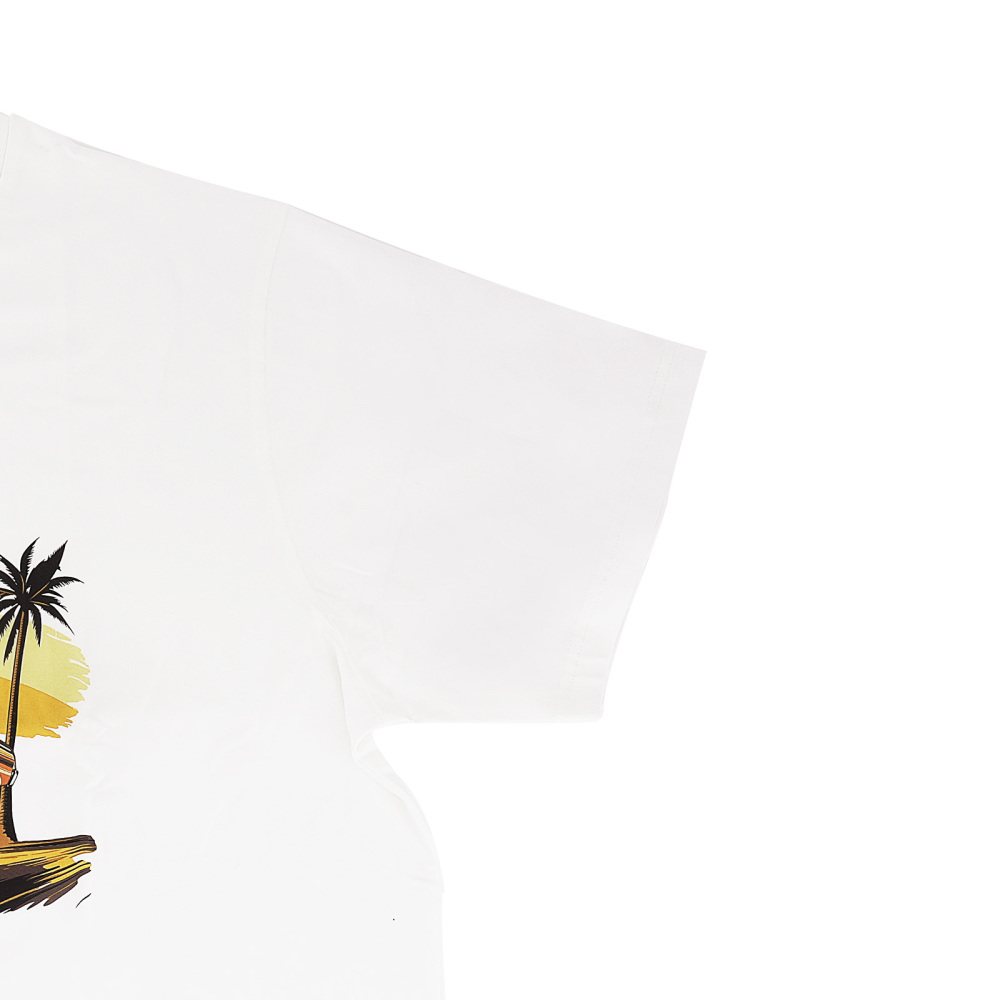 Beach Scene Lowrider Jumping Car Art Men's T-Shirt Breathable Oversized Streetwear Top, Size 2XL