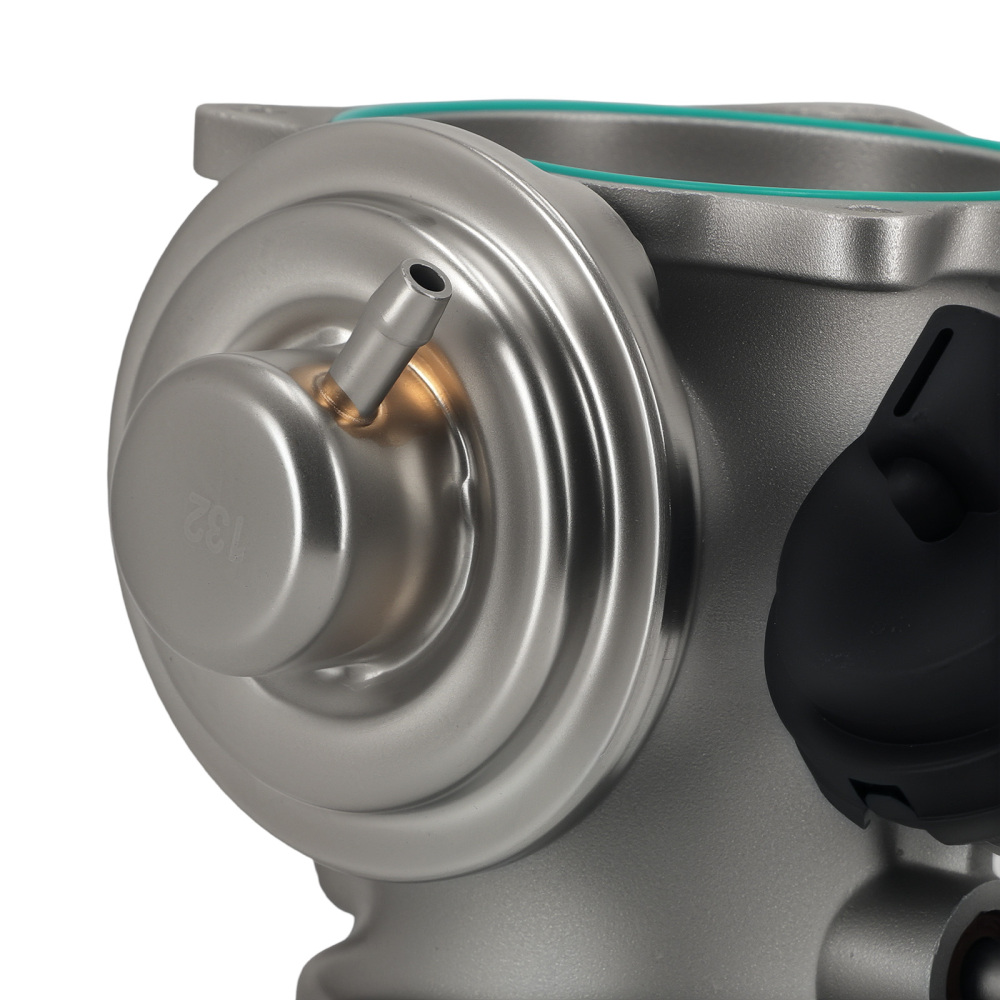 1x EGR Valve w/ Gasket compatible for VW Transporter 2.5L 2003-2009 070128070B 070128070E