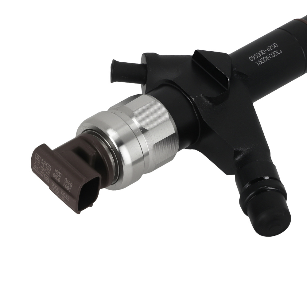 Common Rail Diesel Fuel Injector compatible for Nissan YD25 Navara Engine 095000-6250