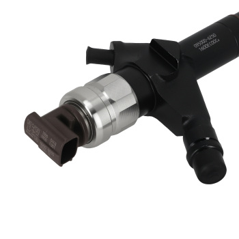 Common Rail Diesel Fuel Injector compatible for Nissan YD25 Navara Engine 095000-6250