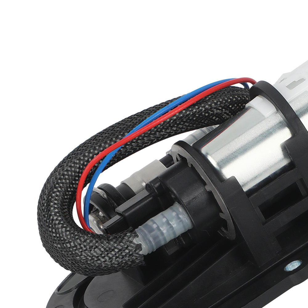 1x Fuel Pump compatible for Victory Gunner Hammer Cross Country Cross Roads 2521169