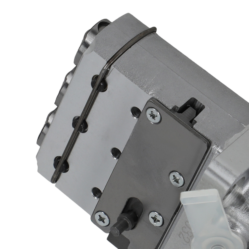 Fuel Injection Pump Assembly compatible for Kubota D905 D1005 D1105 Engines 1603251010