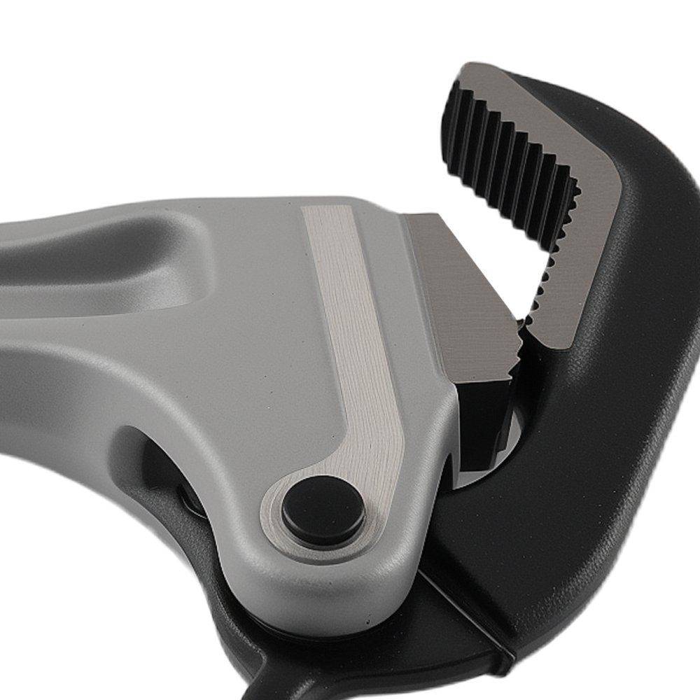 18 Aluminum Pipe Wrench Automatic Jaw Adjustment Lightweight Design