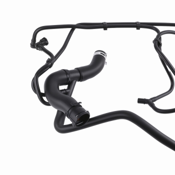 Upper Supercharger Coolant Hose Black compatible for Land Rover Discovery 2017-2020