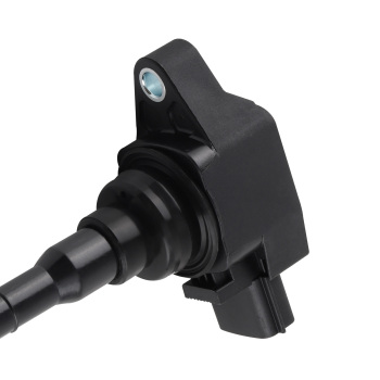 4 Ignition Coils + Spark Plugs compatible for Nissan Juke 1.6L L4 2011-2017 UF659 91215