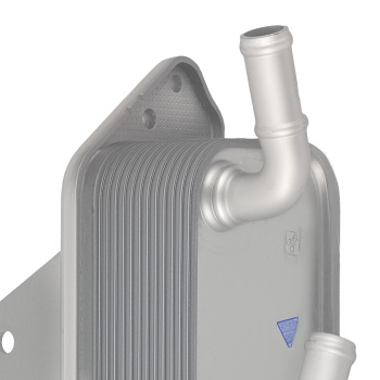 1x New Cooler compatible for Audi A4 A6 Q5 compatible for VW Touareg 2005-2015 06E117021L 06E117021B