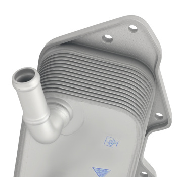 1x New Cooler compatible for Audi A4 A6 Q5 compatible for VW Touareg 2005-2015 06E117021L 06E117021B