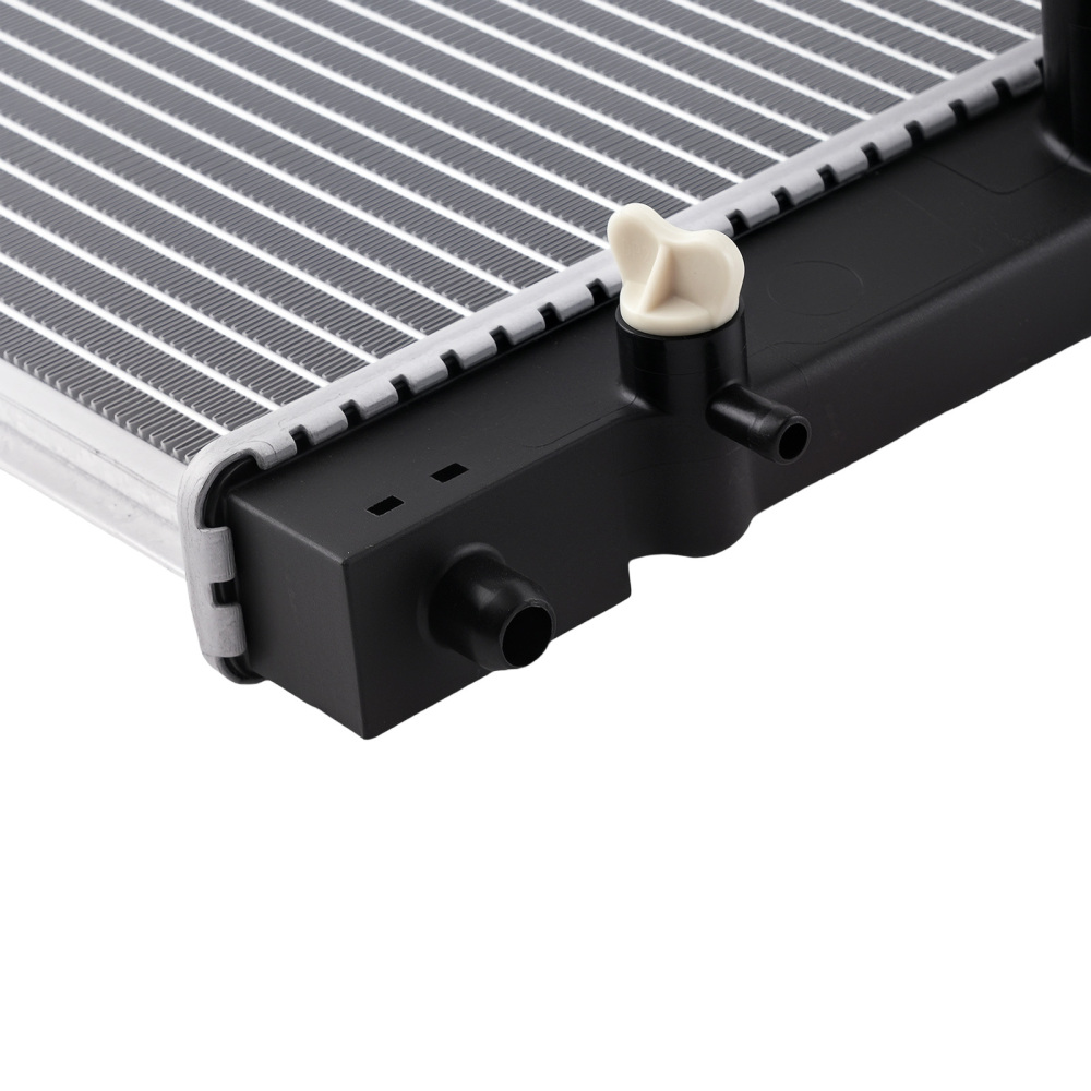 Engine Radiator Assembly compatible for Toyota Yaris 1.0 1.3L 1999-2005 1640023080 Manual