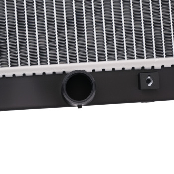 Engine Radiator Assembly compatible for Toyota Yaris 1.0 1.3L 1999-2005 1640023080 Manual