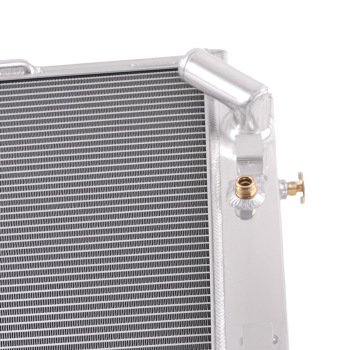 3 Row Aluminum Cooling Radiator compatible for Holden Commodore VE V8 HSV SS MT 06-12