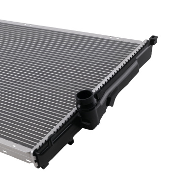 Aluminum Core Radiator compatible for BMW 323i 325i Z4 2000-2008 17117551635 Direct Fit