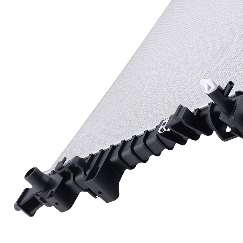 Aluminum Engine Radiator compatible for Ford Focus S 2008 2009 2010 2011 DPI13087