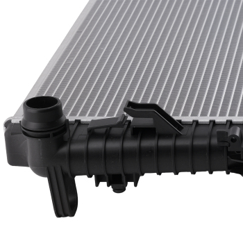 Aluminum Coolant Radiator compatible for Porsche Cayenne 11-18 95810613210 MT