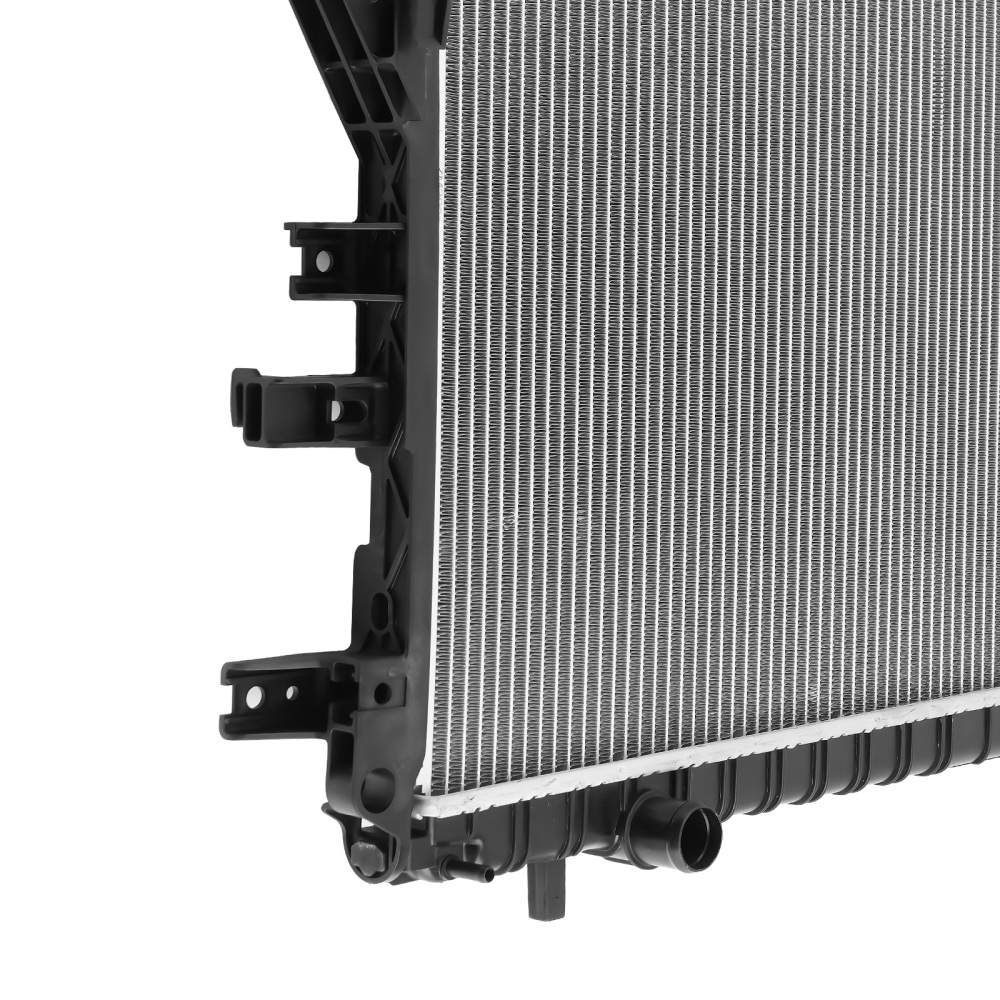 Engine Radiator compatible for GMC Canyon 3.6L V6 2017 2018 2019 2020 2021 2022 84671373