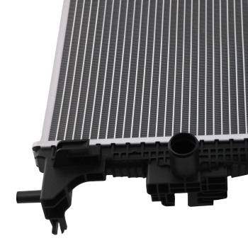 Aluminum Engine Radiator compatible for Ford Escape/Maverick 2020-2022 13850C