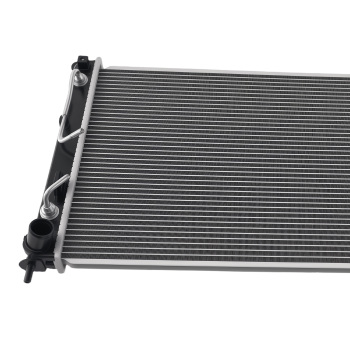 Aluminum Coolant Radiator compatible for Kia Soul 2010-2011 2.0L 253102K150 KI3010139