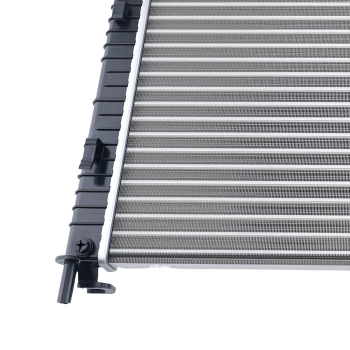 Radiatore Alluminio compatibile per Ford Fiesta V 1.2-1.6L 2001-2008 4S6H8005EA