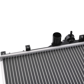 Aluminum Core Radiator compatible for Lexus IS200 2.0L 3.0L 99-05 16400-46720 AT Trans