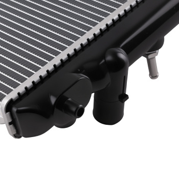 Aluminum Core Radiator compatible for Lexus IS200 2.0L 3.0L 99-05 16400-46720 AT Trans