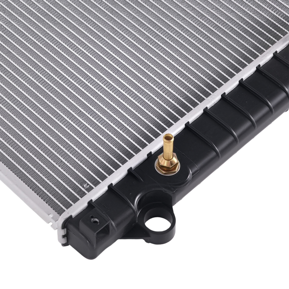 Aluminum Engine RadiatorAC Condenser compatible for Toyota Tacoma 05-11 2.7L 164100P030