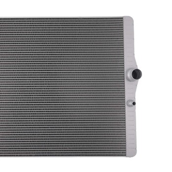 Aluminum Engine Radiator compatible for BMW M2 M3 M4 F87 F80 F82/83 3.0L 2015-2021 550223
