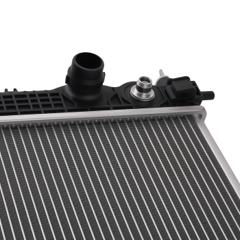 Aluminum Core Radiator compatible for Buick Cascada compatible for Chevy Cruze 1.4L 1.8L GM3010574