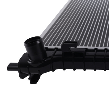 1.5 Inlet MT Radiator compatible for Ford Crown Victoria Grand Marquis 06-11 Q2852