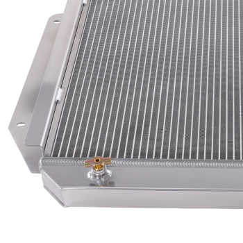 Aluminum Cooling Radiator compatible for Ford F-100 F-250 3.9L 4.9L 1970-1979