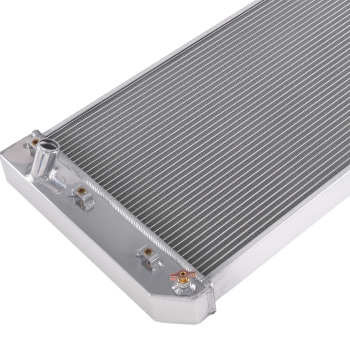 3 Row Aluminum Cooling Radiator compatible for Chevy S10 Pickup 4.3L V6 1988-1993 Q681