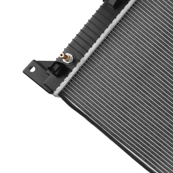 Advanced Cooling Radiator compatible for Ford Expedition/Navigator V8 5.4L 07-08 CU13045