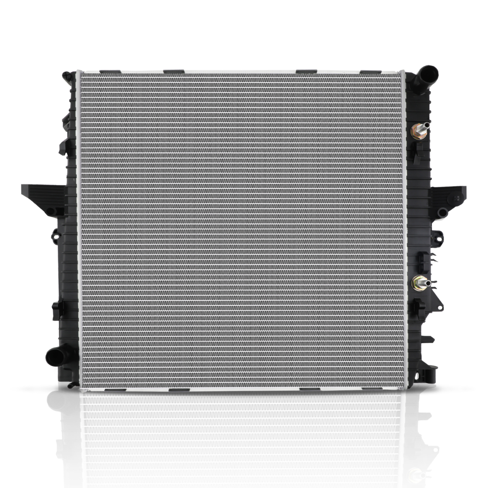 Aluminum Radiator compatible for Land Rover LR3 2005-09 compatible for Range Rover Sport 2006-09 LR021777