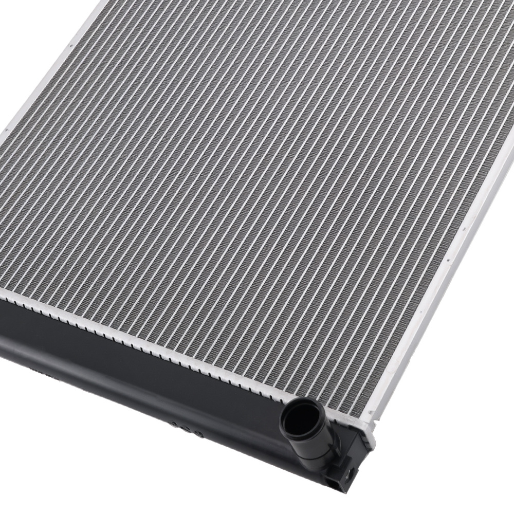 Radiator compatible for Toyota Sienna 3.3L 2004-2006 CU2681 160410A390 160410A391 2681