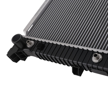 Aluminum Radiator compatible for Freightliner Sprinter 2002-2006 2.7 AT 2796 A9015003800