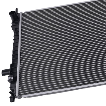 Aluminum Core Radiator compatible for Lincoln Town Car Crown Victoria 4.6L CU2610 2003-2005