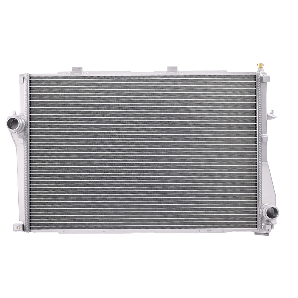 2 Row Aluminum Coolant Radiator compatible for BMW 525i 528i 540i M5 1999-2005 CRS2285