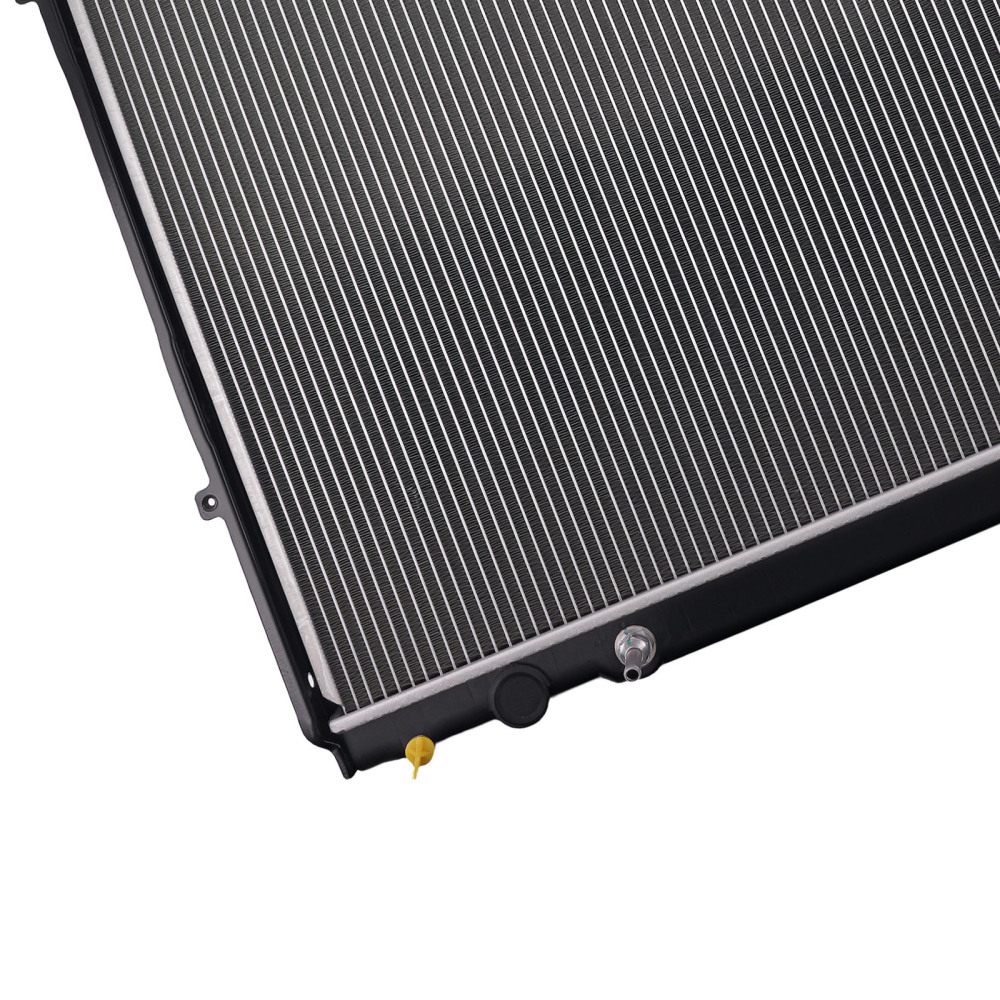 Aluminum Radiator compatible for Toyota Sequoia 4.7L 2001-2007 16410AZ012