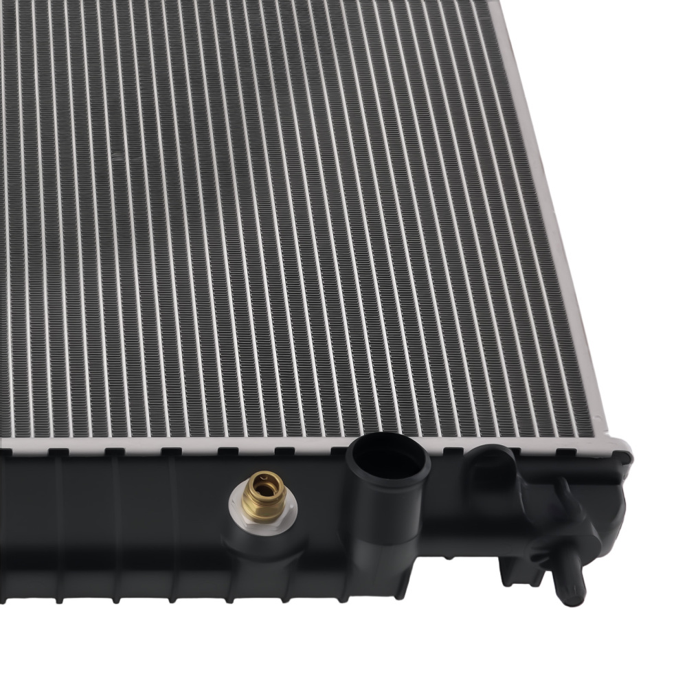 Aluminum Cooling Radiator compatible for GMC Envoy 5.3L V8 2003-09 RAD2563