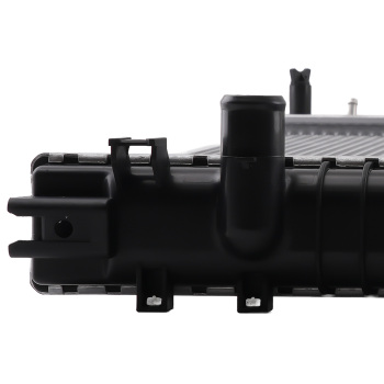 Aluminum Coolant Radiator compatible for Nissan Armada Titan 5.6L 2004-2015 21460ZC00A