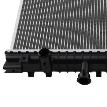 Aluminum Coolant Radiator compatible for Nissan Armada Titan 5.6L 2004-2015 21460ZC00A