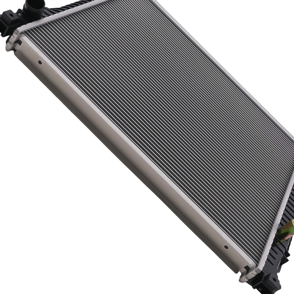 Aluminum AT Radiator compatible for Volvo XC90 2003-2014 2.5L 2.9L 3.2L 31293550