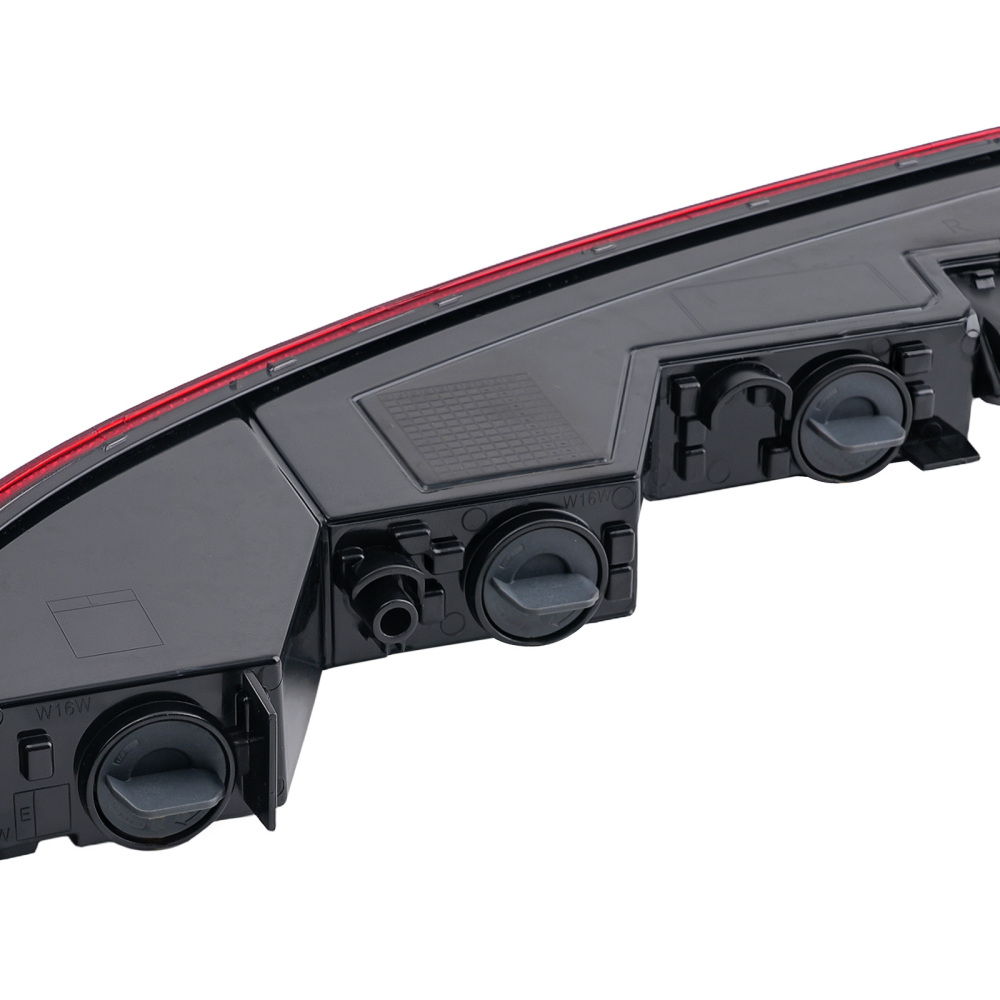 Rear Bumper Light Brake Lamp compatible for Audi Q5 2018-2021 Rear Right 80A945070 Halogen